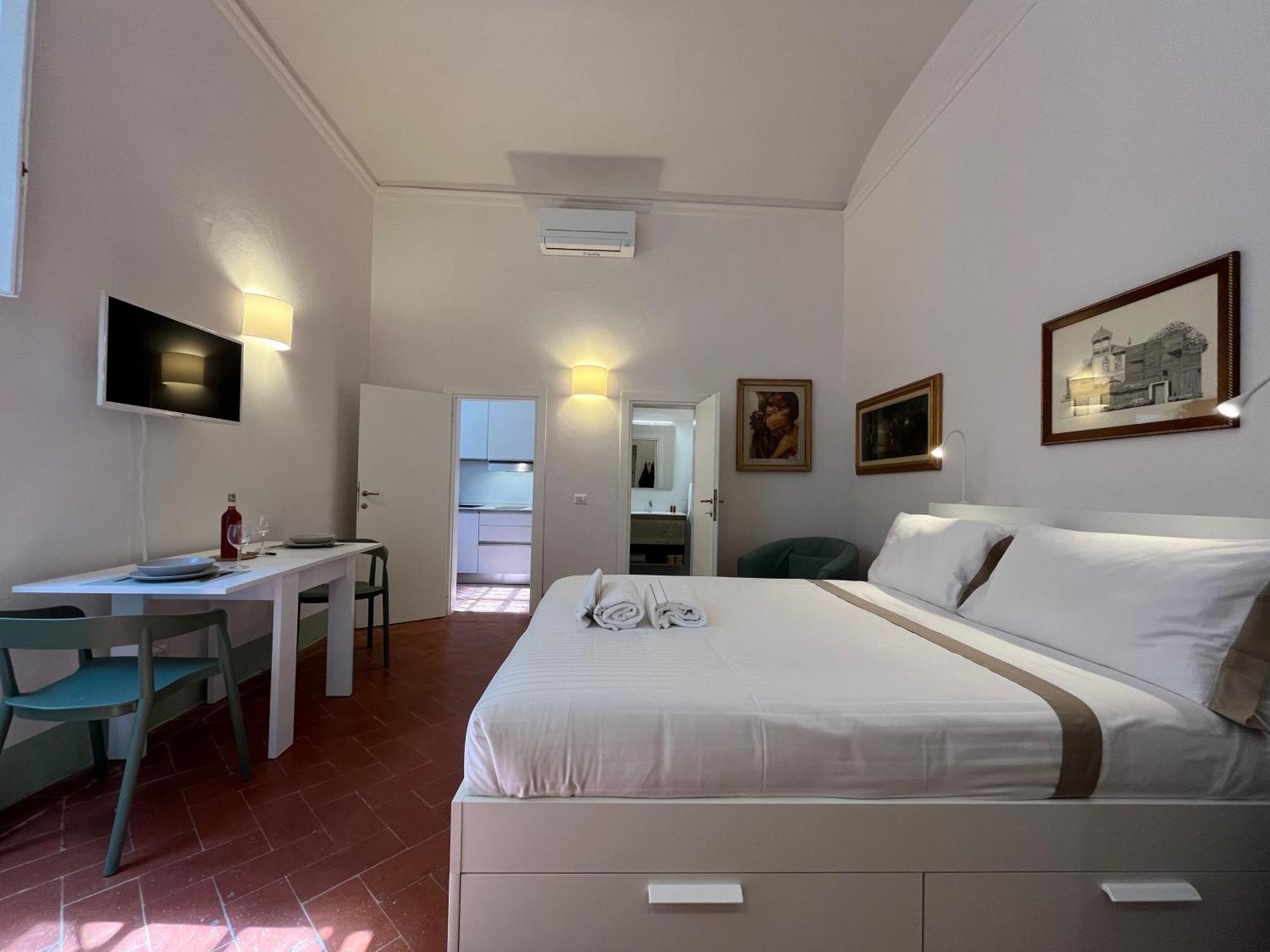 Pinti Apartamento *