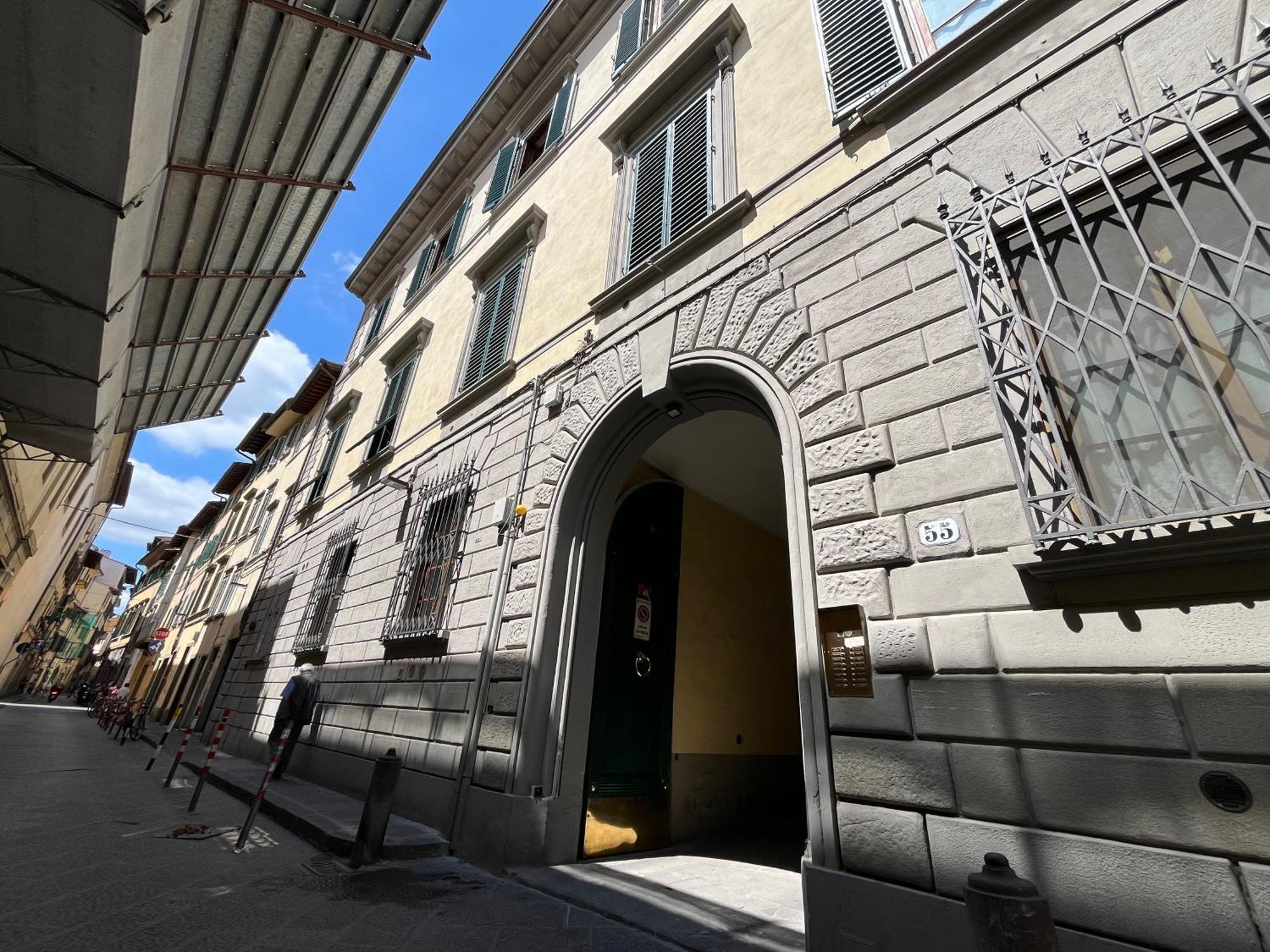 Pinti Apartamento *